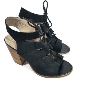 Hinge Drea Peep Toe Leather Sandal Size 8